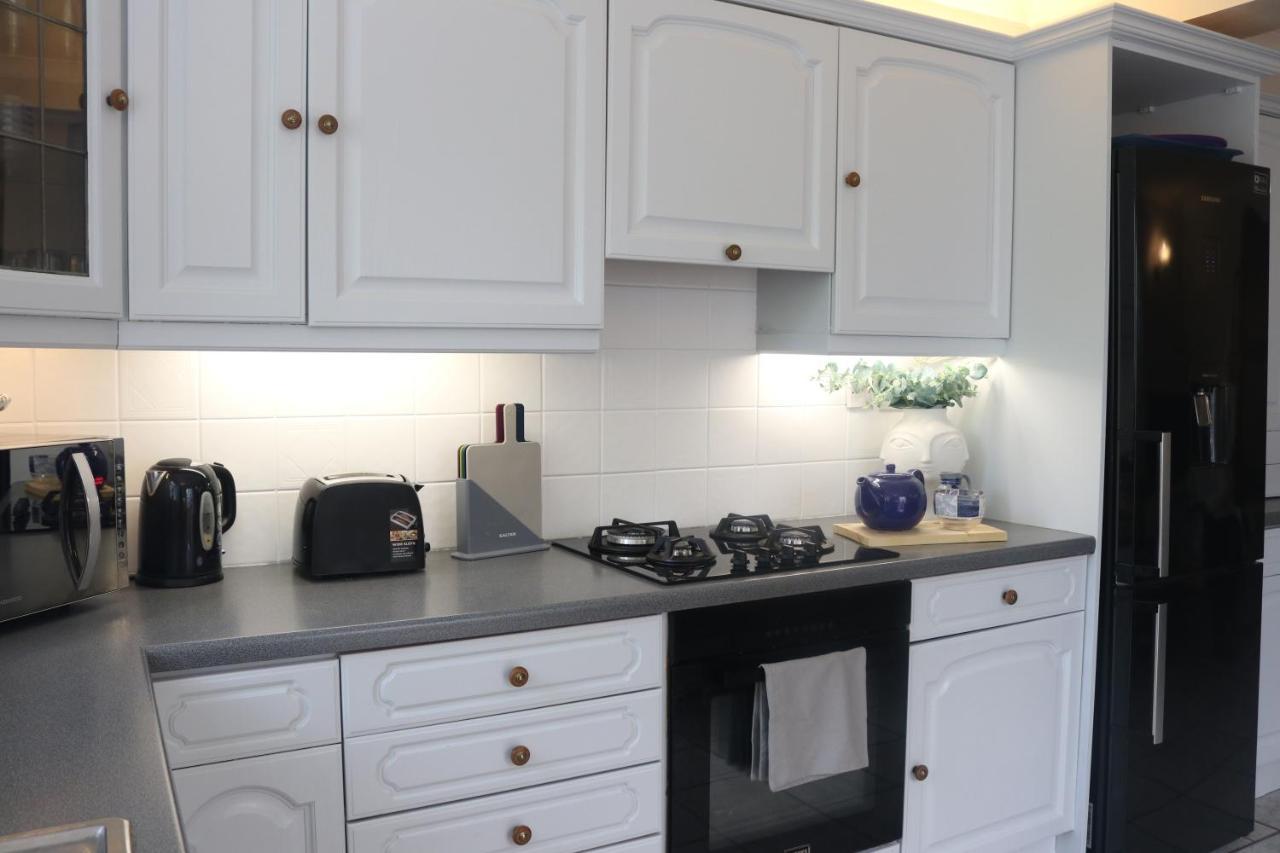 Inviting You To Your Home From Home 10 Minutes From Stratford Westfield Londen Buitenkant foto