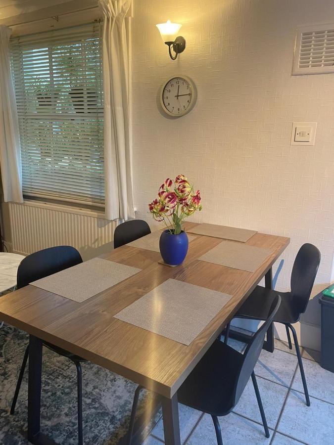 Inviting You To Your Home From Home 10 Minutes From Stratford Westfield Londen Buitenkant foto